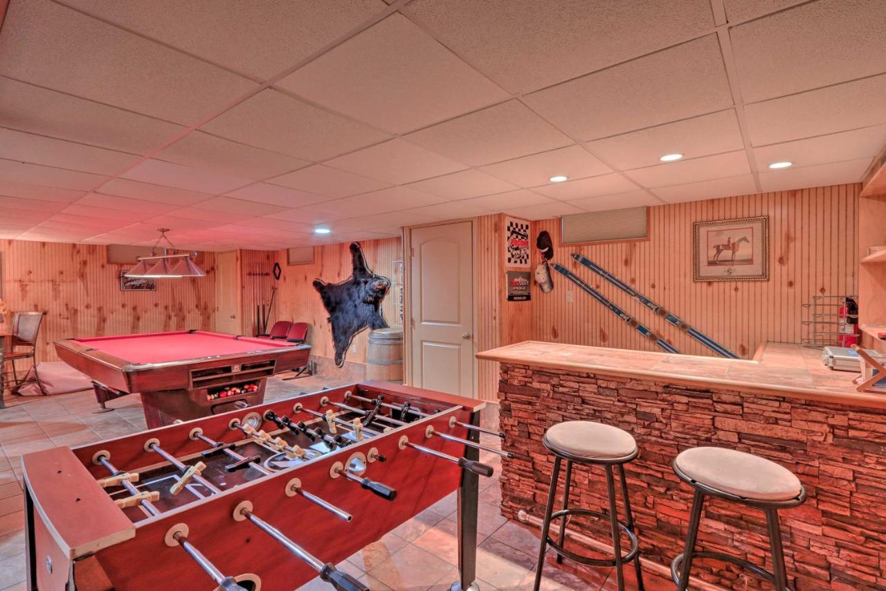 Poconos Home With Game Room Walk To Lake Harmony! Buitenkant foto