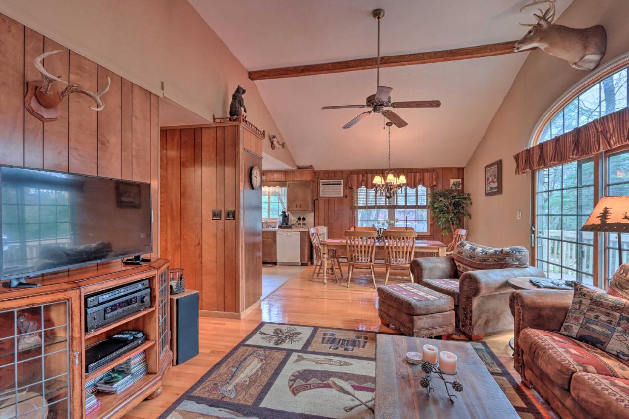 Poconos Home With Game Room Walk To Lake Harmony! Buitenkant foto
